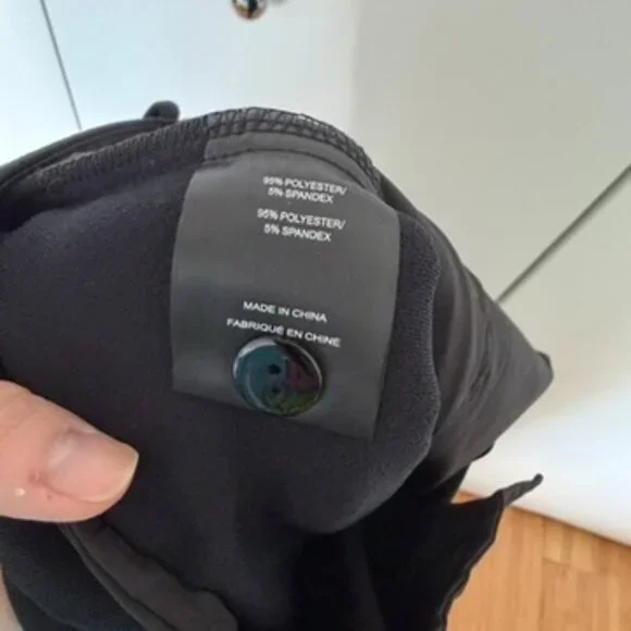 Winter-heavy Black trousers - Essential Pants from Cuts - Picture 4 of 4